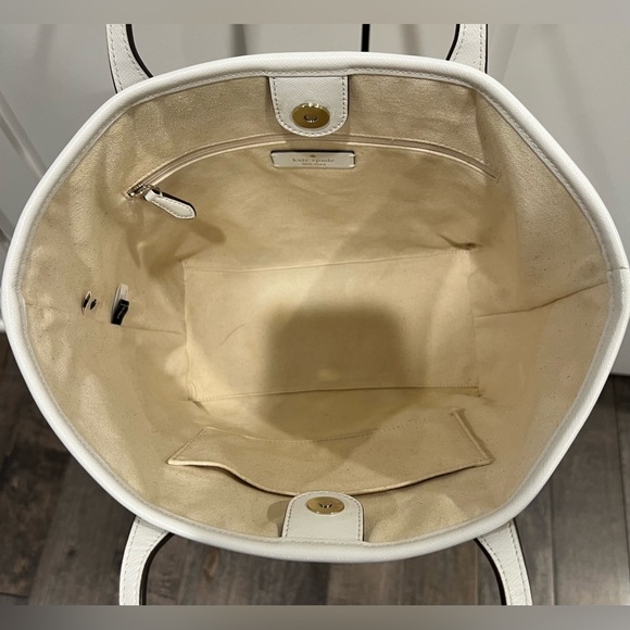 Kate Spade Picnic in the Park Tote - Picture 3 of 7